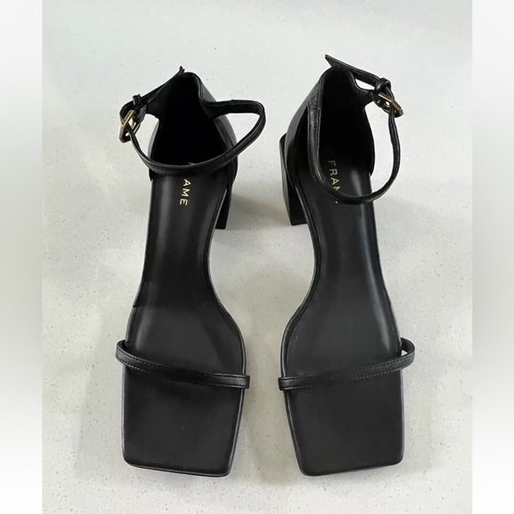 FRAME
Le Summit Sandal - Black
S378  size 39.5 US 9.5 new - Picture 12 of 17